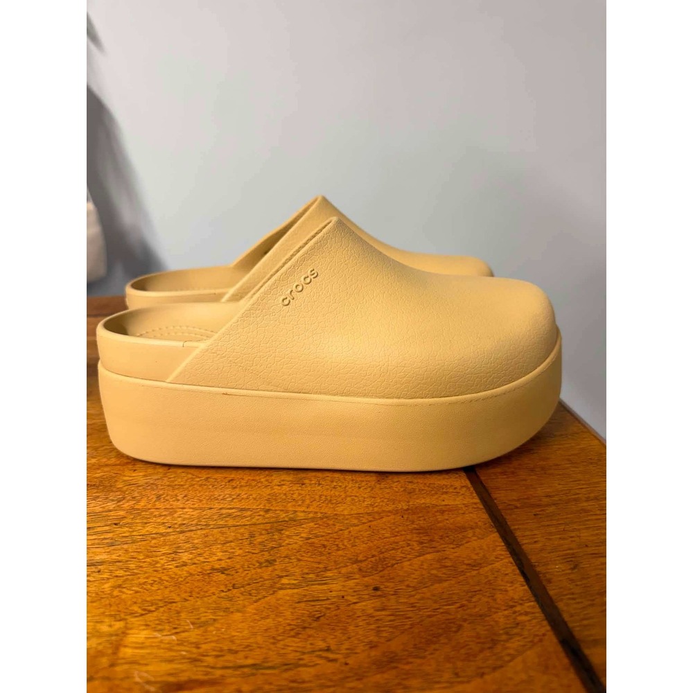 Crocs Womens 9 Tan Dylan Wheat Clog Platform Slip On Loafer Mule 209392-2Y2 - Picture 2 of 9